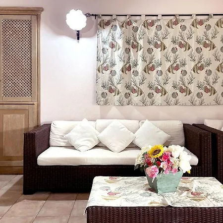 Al Mare Апартаменты