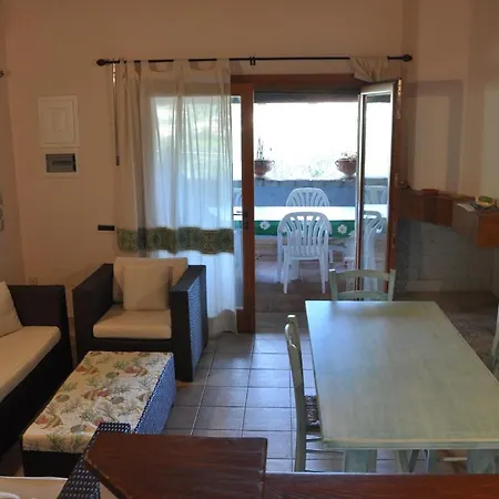 Al Mare Apartment